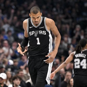 开云体育官网-文班亚马：弗拉格攻防两端都极具影响力 防他并不容易